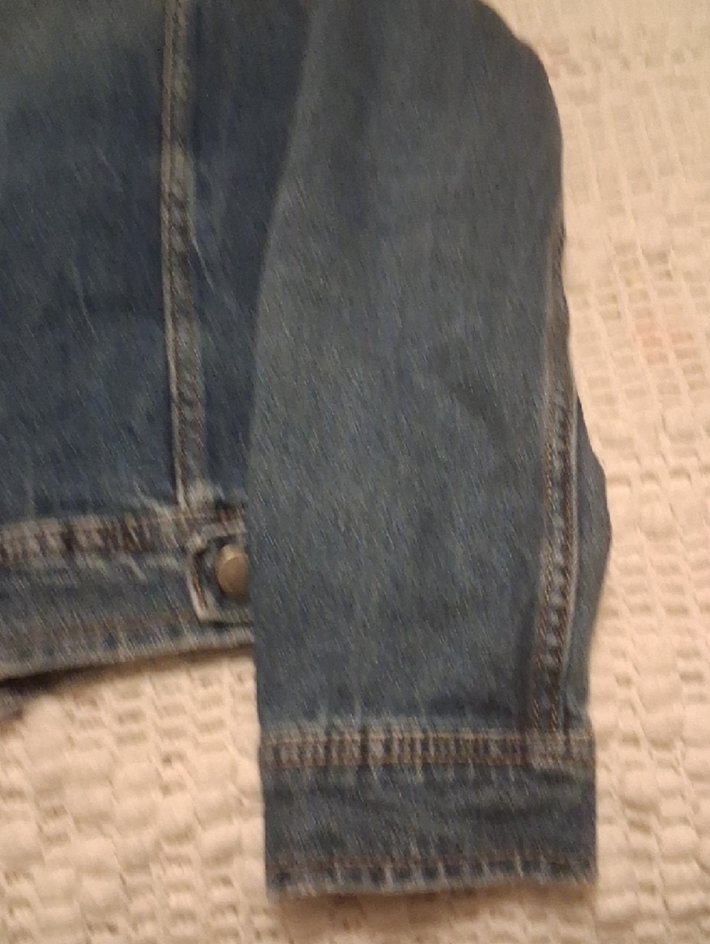 Universal Thread Freeborn Denim Jacket in Medium Blue - Picture 12 of 13